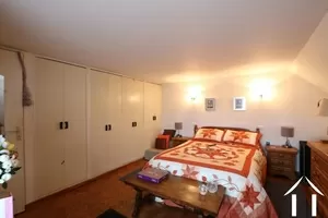 Mezzanine bedroom in Main house