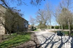 Bed and Breakfast  for sale sully, burgundy, CR4965BS Image - 5