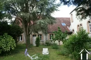 Courtyard garden