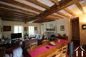 Character house for sale nannay, burgundy, LB5064N Image - 12