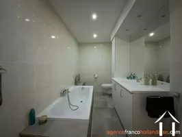 House for sale , Li1002 Image - 22