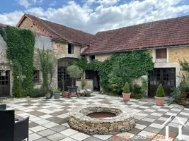 House for sale brouchaud, aquitaine, Li1009 Image - 1