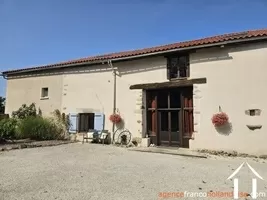House for sale chalus, auvergne, Li1010 Image - 14