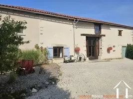 House for sale chalus, auvergne, Li1010 Image - 15