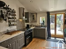 House for sale chalus, auvergne, Li1010 Image - 34