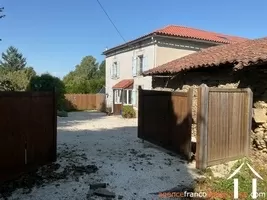 House for sale chalus, auvergne, Li1010 Image - 1