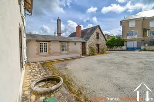 Grand town house for sale la croisille sur briance, limousin, Li893 Image - 53