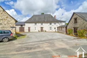 Grand town house for sale la croisille sur briance, limousin, Li893 Image - 52
