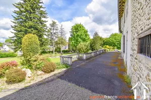 Grand town house for sale la croisille sur briance, limousin, Li893 Image - 32
