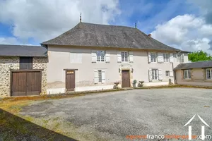 Grand town house for sale la croisille sur briance, limousin, Li893 Image - 51