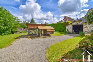 Grand town house for sale la croisille sur briance, limousin, Li893 Image - 48