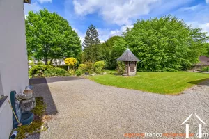 Grand town house for sale la croisille sur briance, limousin, Li893 Image - 50