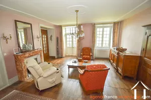 Grand town house for sale la croisille sur briance, limousin, Li893 Image - 11