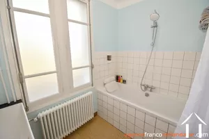 Village house for sale meilhards, limousin, Li942 Image - 19