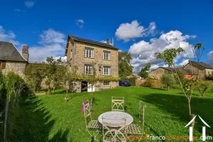 Village house for sale meilhards, limousin, Li942 Image - 1