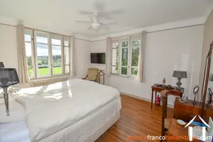 Village house for sale meilhards, limousin, Li942 Image - 12