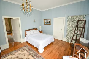 Manor House for sale ussel, auvergne, Li944 Image - 23