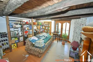 House with guest house for sale , Li953 Image - 11