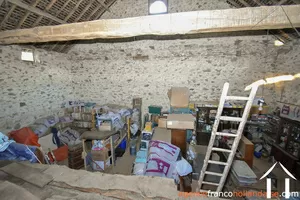 House with guest house for sale , Li953 Image - 32