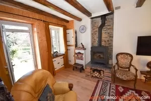 House with guest house for sale la porcherie, limousin, Li977 Image - 7