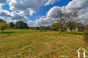 House for sale , Li995 Image - 31