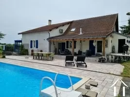 Farmhouse for sale molles, auvergne, AP030071087 Image - 1