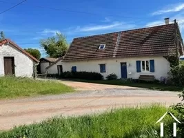 Farmhouse for sale molles, auvergne, AP030071087 Image - 2