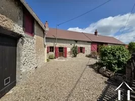 Farmhouse for sale cindre, auvergne, AP030071115 Image - 1