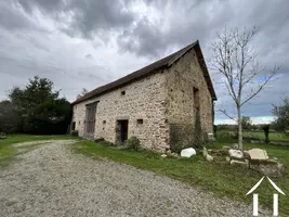 Farmhouse for sale beaune d allier, auvergne, AP03007907 Image - 12