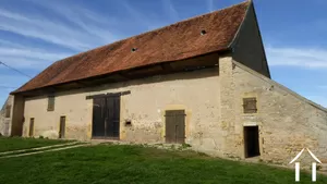 large barn with lots of development potential