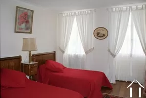 Anemone guest bedroom