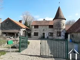 Enclosed and gated entrance