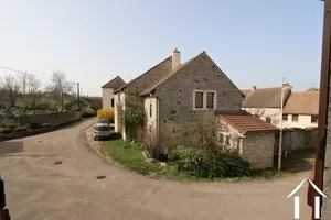 Vue de la maison en face