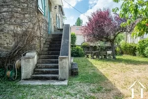 Escalier extérieur côté cour (nord)