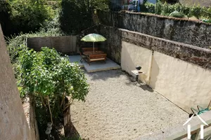 Le jardin vu de la terrasse du 1er étage