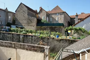 Vue sur le voisinage depuis la terrasse du 1er étage