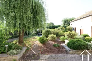 Enclosed garden