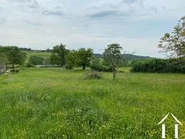 Le pré, dans le prolongement du jardin du n° 3