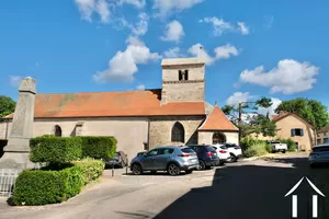 L'église romane du XIIème siècle est classée aux monuments historiques