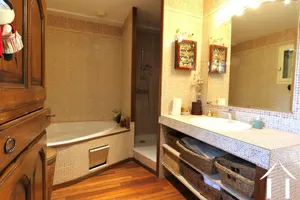 Ground floor bathroom