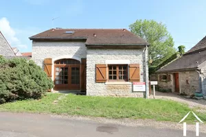 Façade de la Maison