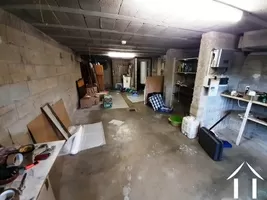 Basement/garage