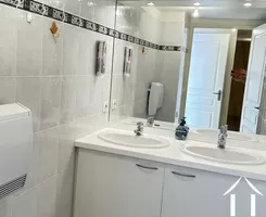 Apartment for sale sete, languedoc-roussillon, 11-2469 Image - 10