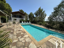 Comfort, elegance, pool and views, near the amenities