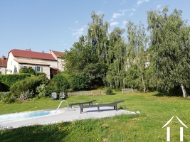 Fully renovated charming village house, guest rooms and Pool