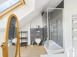 Shower room with toilet - level 2