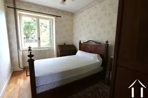 House 1: bedroom 1