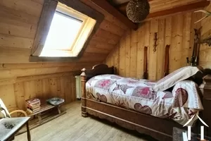 House 2: bedroom 2