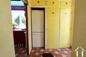 House 2: entrance