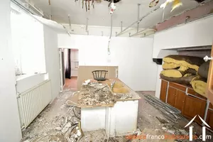  for sale la croisille sur briance, limousin, Li826 Image - 17